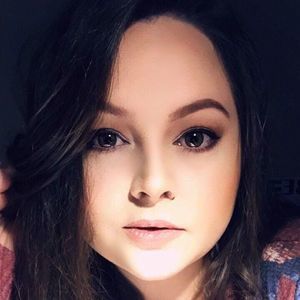 Meet your Posher, Alisha